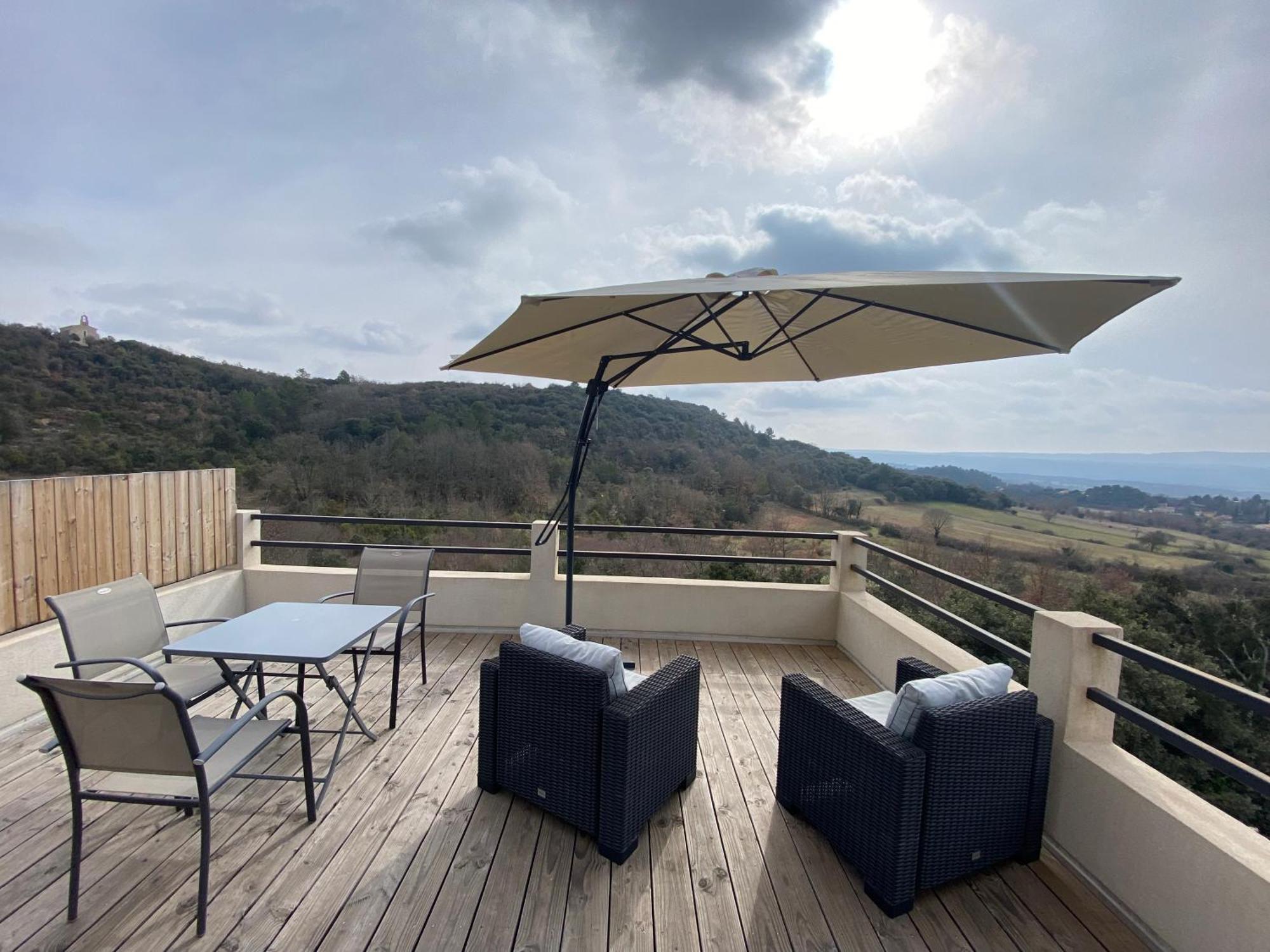 Studio Au Calme, Grande Terrasse Avec Vue Vallee Ginasservis エクステリア 写真